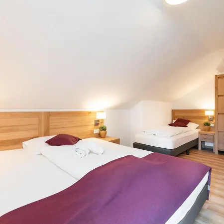 Am Thumersbach Chalet *